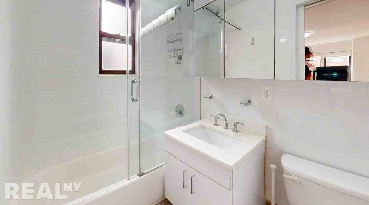 Beekman Pl #7FG - Photo 3 of 20