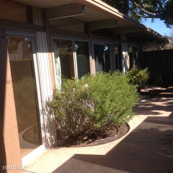 605 San Roque Rd - Photo 3 of 9