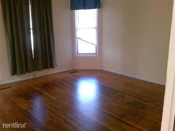 176 N Transit St - Photo 2 of 9