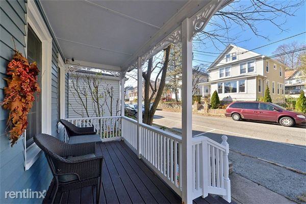 225 Mechanic St - Photo 2 of 12