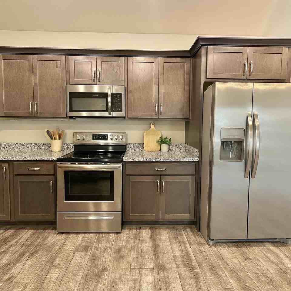 1176 Meadowhill Ln - Photo 7 of 10