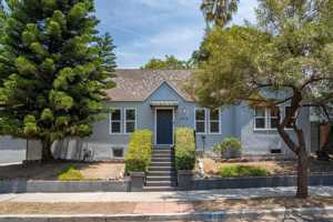 featured image of 4978 N Maywood Ave