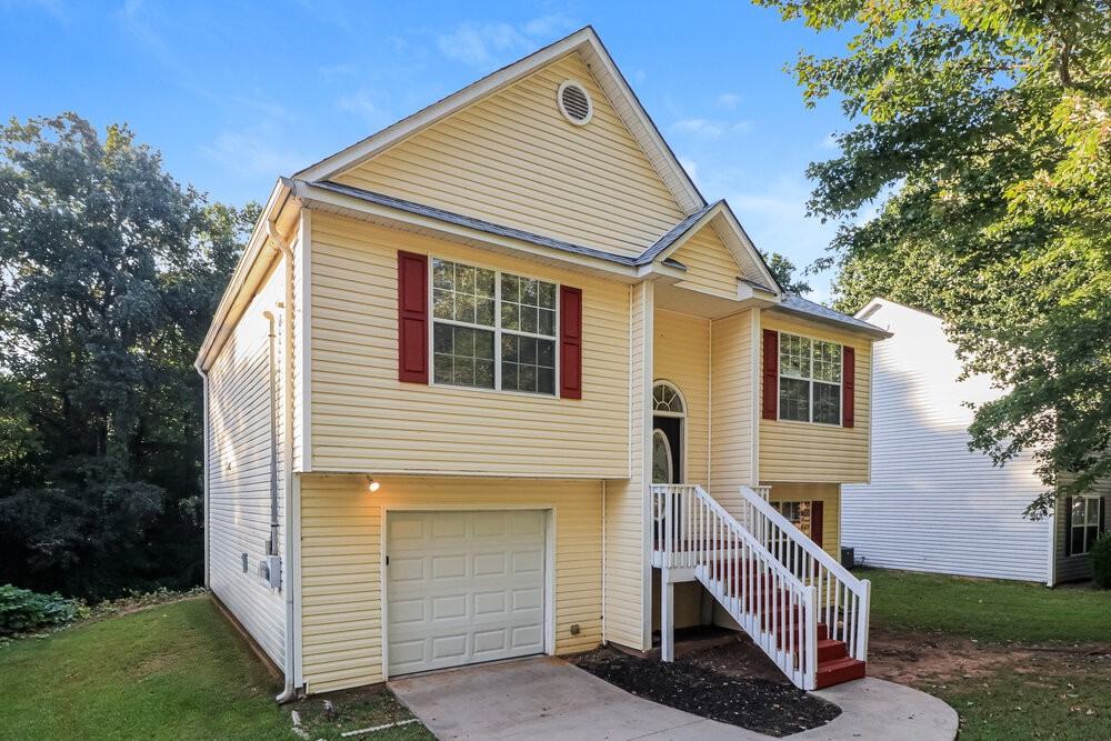 7014 Shenandoah Trl - Photo 2 of 17