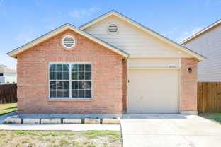 2402 Sunview Lk - Photo 1 of 1
