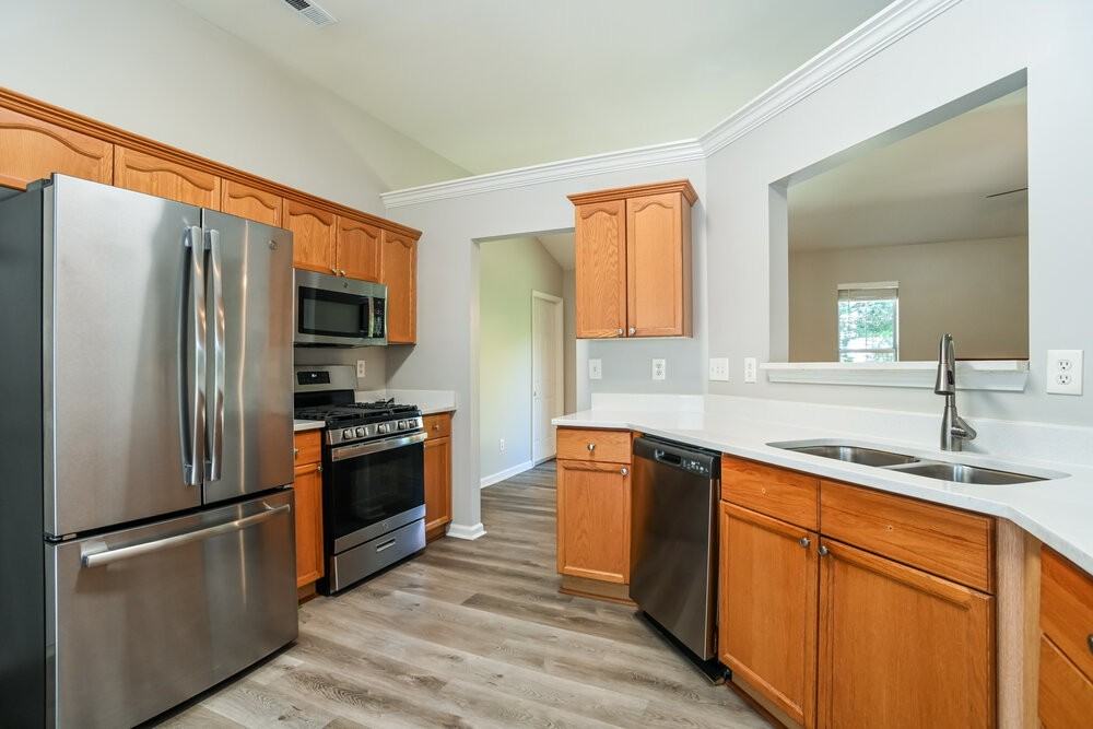 3705 Arthur St - Photo 7 of 16