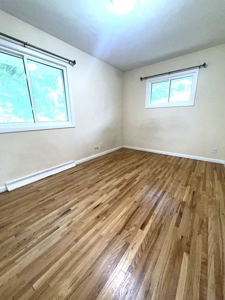 117 21st St SE - Photo 7 of 38