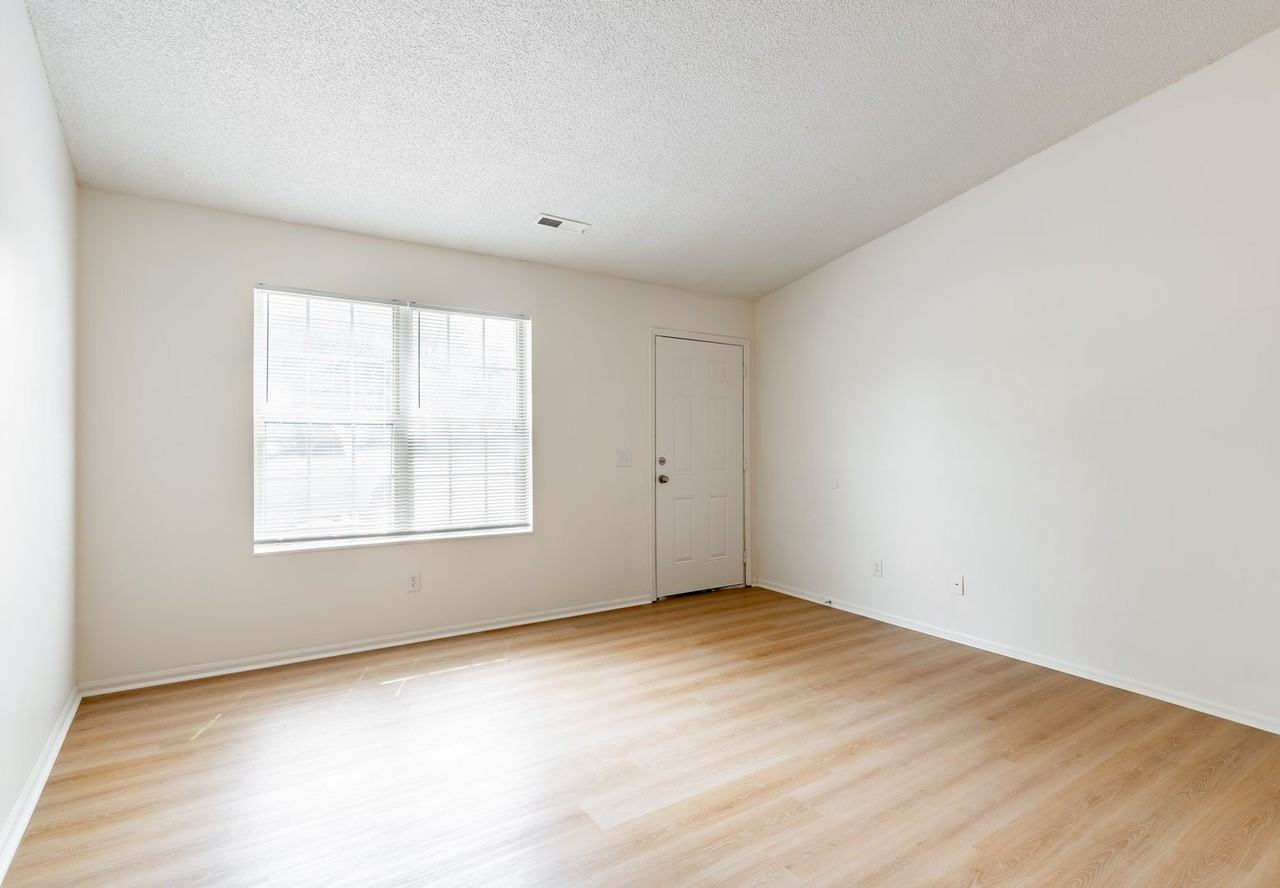 Roxford Village - Photo 5 of 18