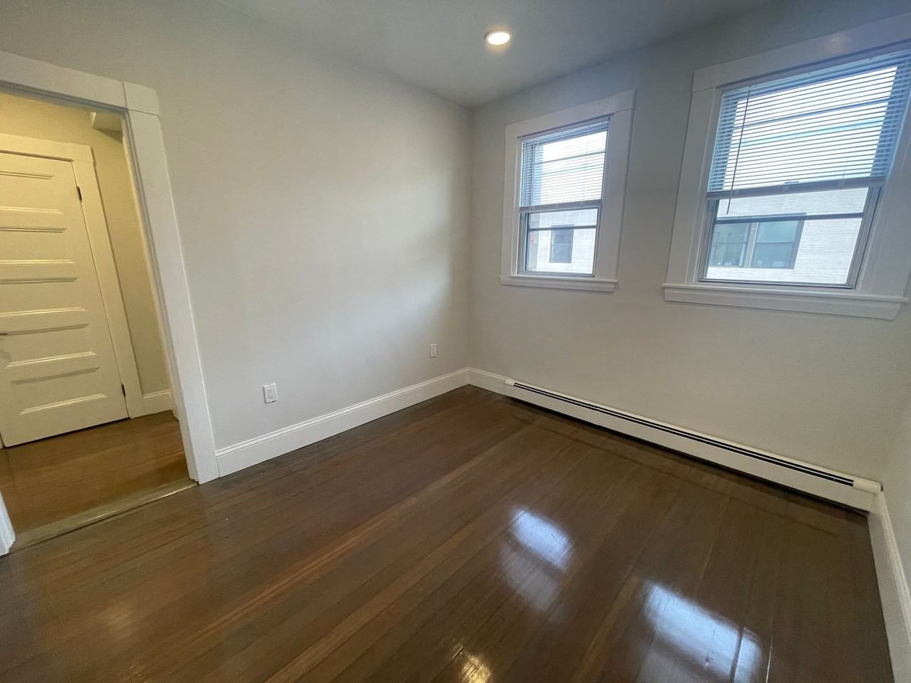 447 Centre St - Photo 5 of 13