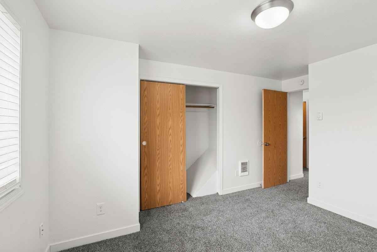 4086 B Street - Photo 7 of 30