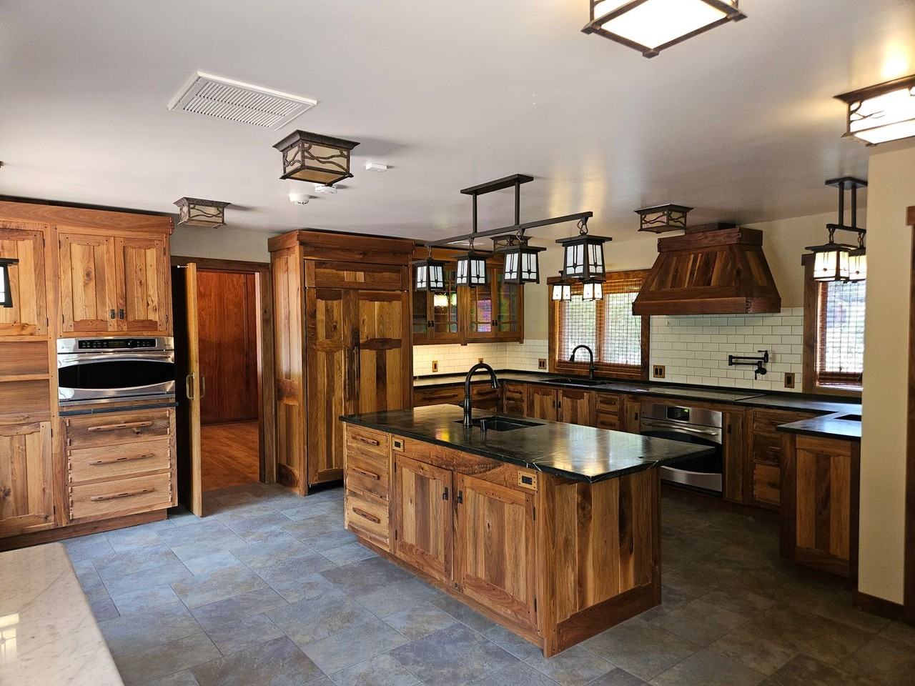 120 Arroyo Way - Photo 3 of 19