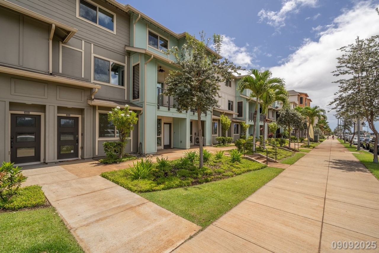 91-3633 Kauluakoko St - Photo 2 of 33