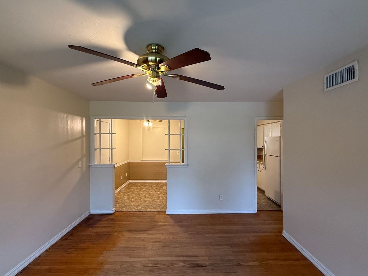 5417 Northwest 46th Terrace - Photo 2 of 21