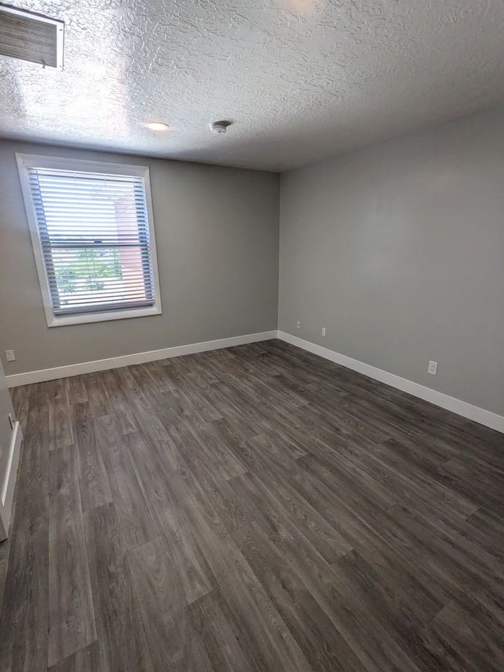 New Brigham Apartments for Rent - Photo 5 of 31