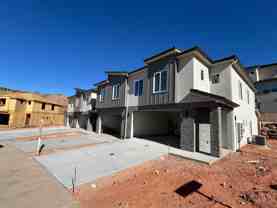 1555 E Mead Ln - Photo 1 of 1