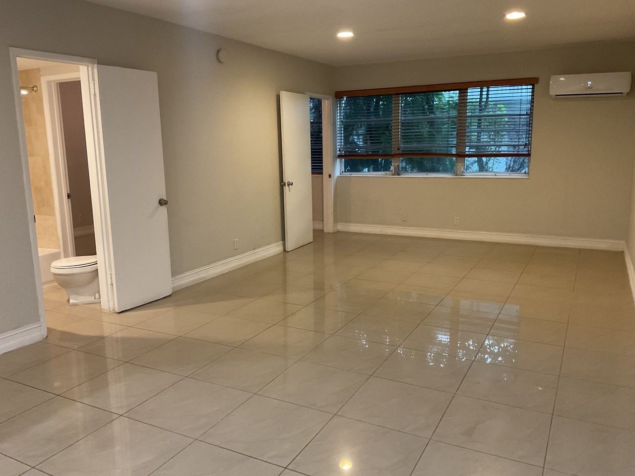 1931 Northeast 51st Street - Photo 3 of 12