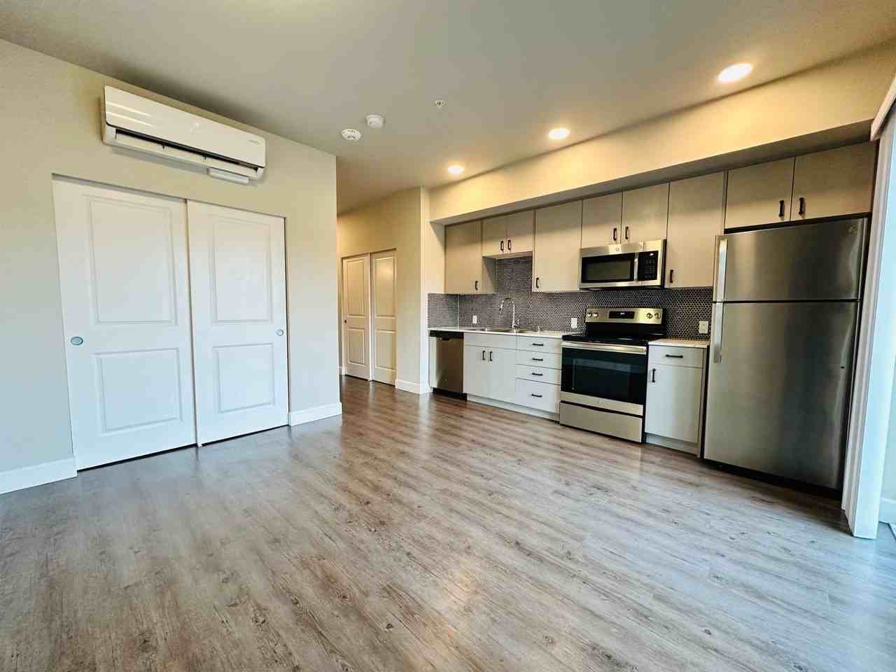 Views on Fifth - Photo 4 of 30