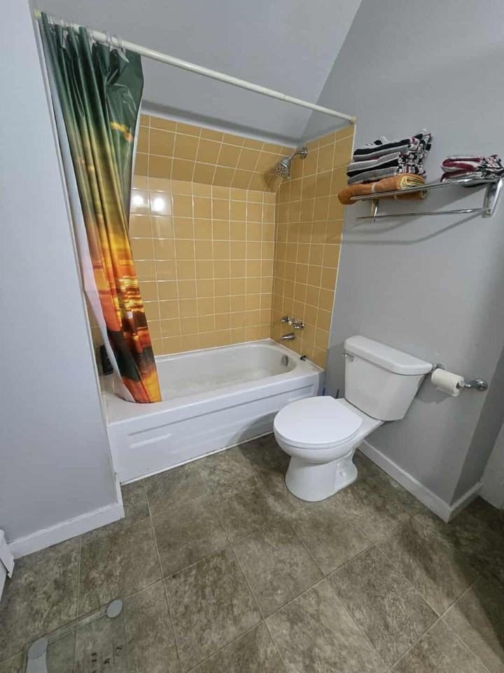 459 High St #459 - Photo 2 of 5