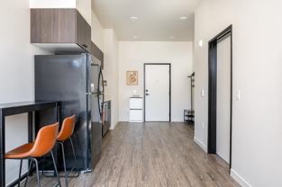 424 Center St Ne - Photo 1 of 1