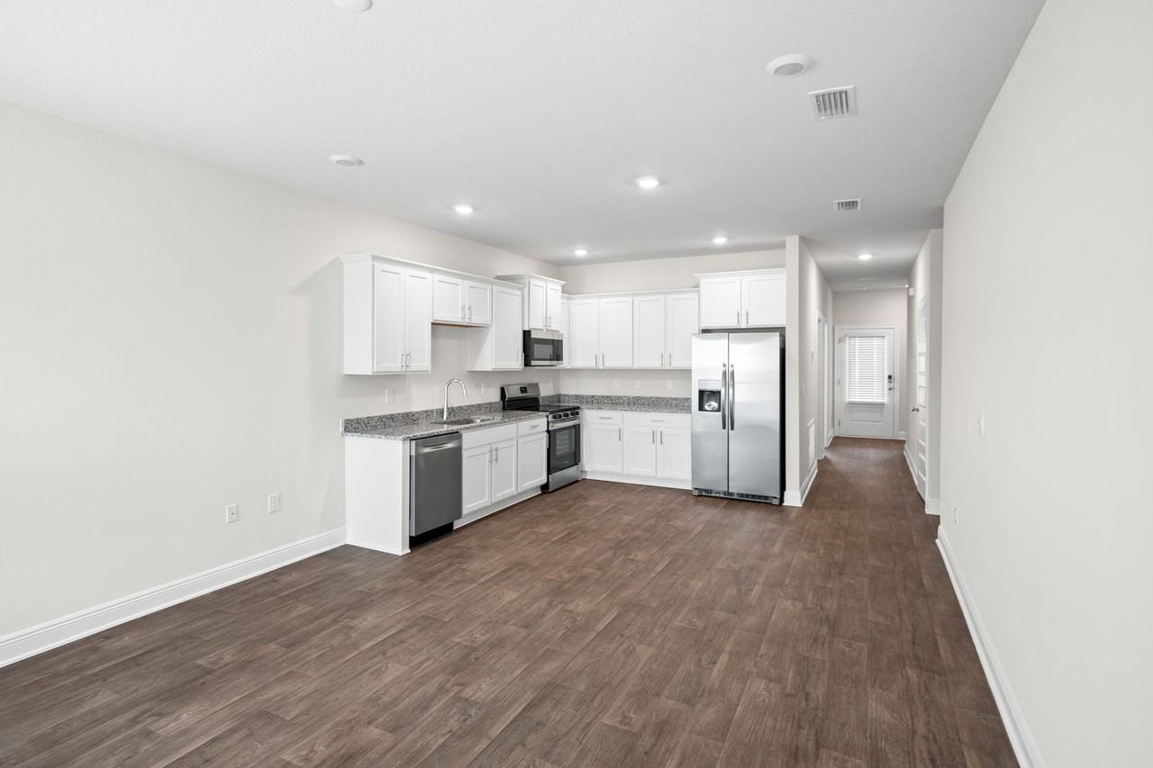 13793 Shea Cir - Photo 3 of 20