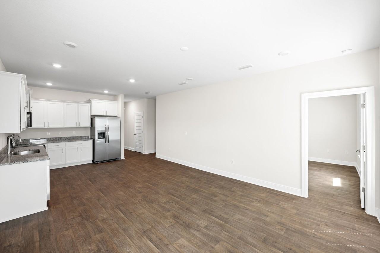 13793 Shea Cir - Photo 4 of 20
