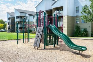 230 Se Edgeway Dr - Photo 1 of 1