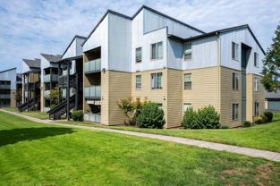 230 Se Edgeway Dr - Photo 1 of 1