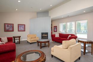 230 Se Edgeway Dr - Photo 1 of 1