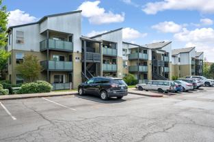 230 Se Edgeway Dr - Photo 1 of 1