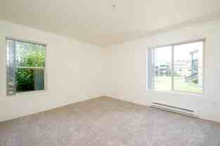 230 Se Edgeway Dr - Photo 1 of 1