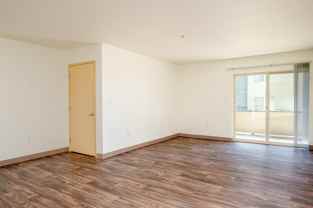 230 Se Edgeway Dr - Photo 1 of 1