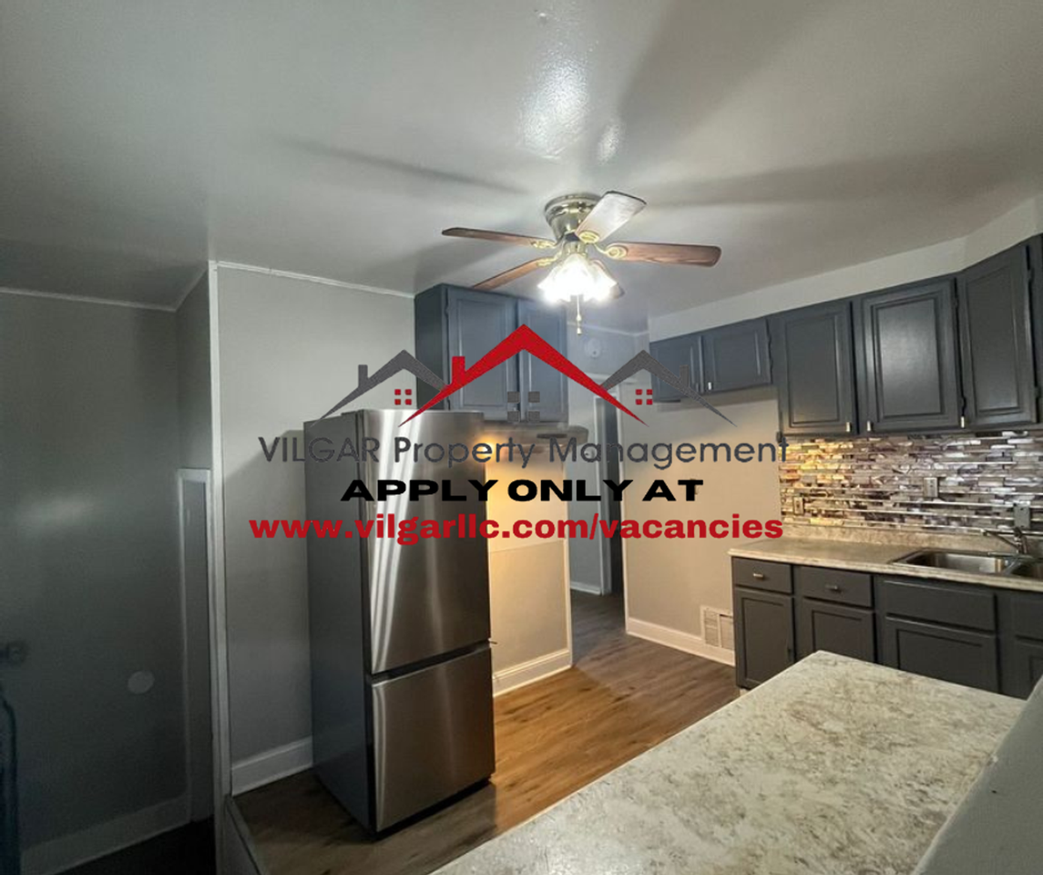 2335 Ohio Street - Photo 3 of 23