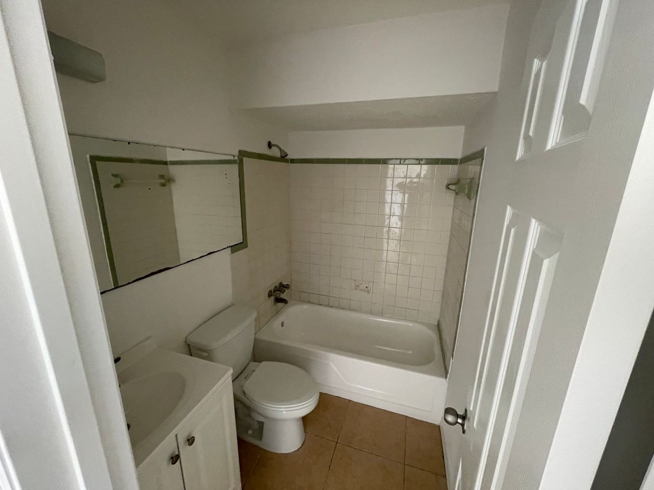 5305 Avery Road - Photo 6 of 11