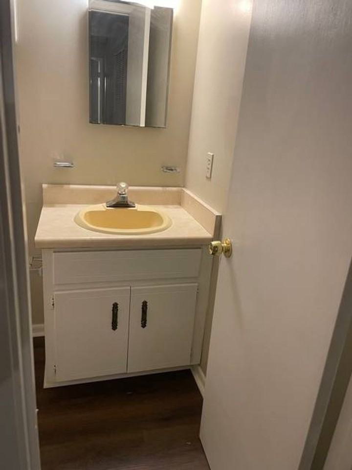 4551 Cedar St #C - Photo 7 of 14