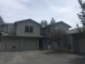 1121 Ne Hidden Valley Dr #2 - Photo 1 of 1