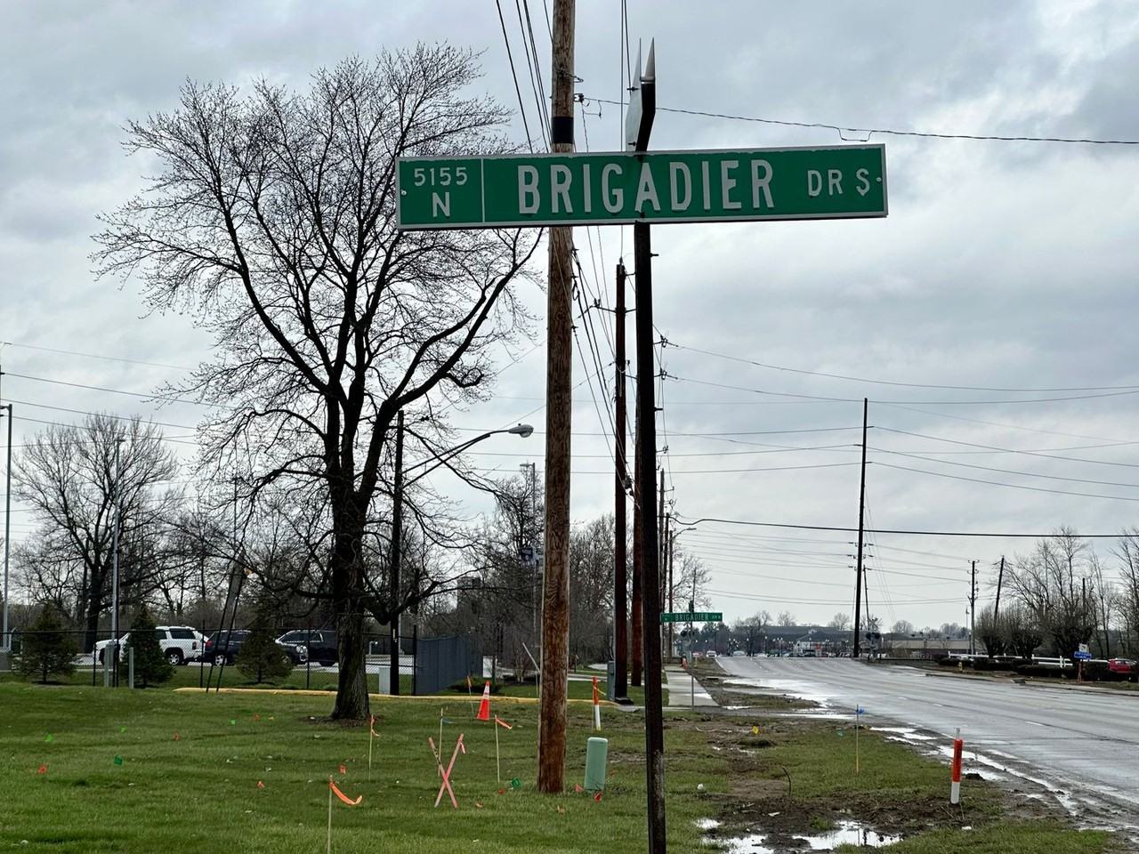 8931 Brigadier Dr - Photo 4 of 26