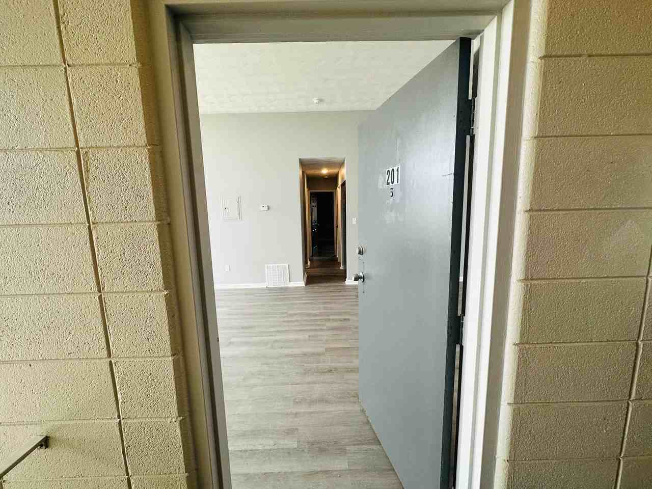 9031 El Dorado Dr - Photo 4 of 31