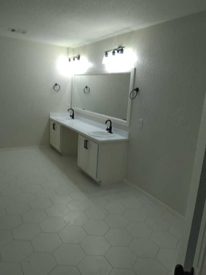 4435 Stetson Park - Photo 5 of 7