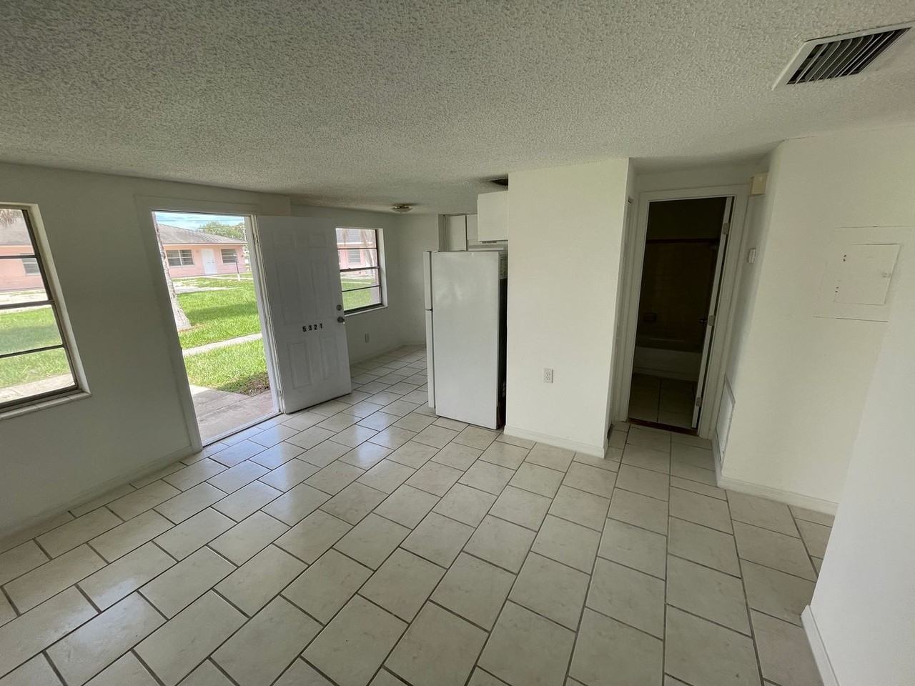 5321 Avery Road - Photo 6 of 13