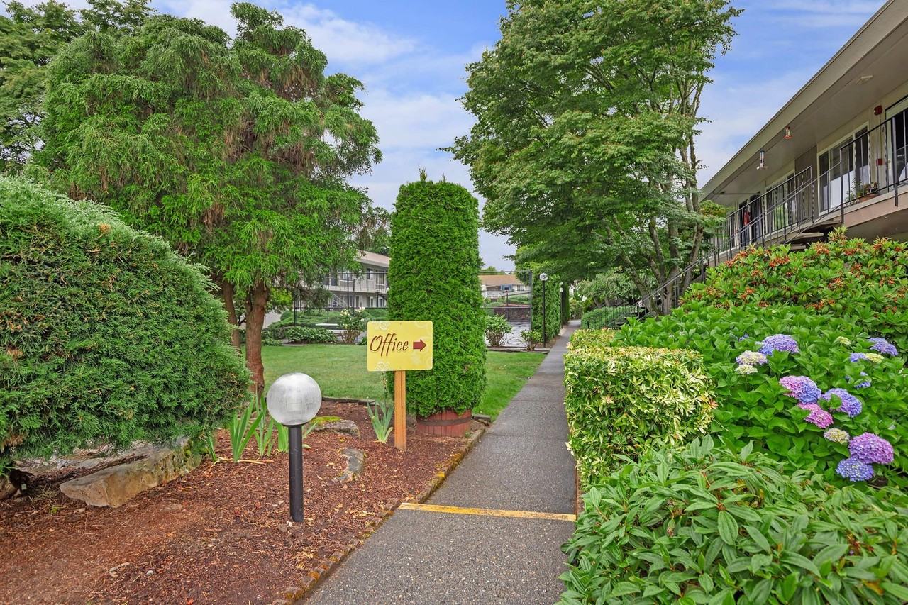 18225 1st Ave SO. - Photo 2 of 17