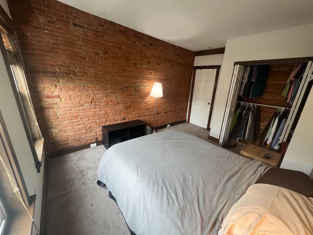 222 W Walnut St - Photo 4 of 18