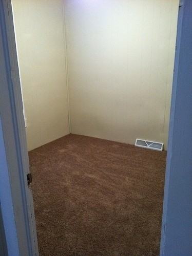 818 W 3rd St - Photo 4 of 10