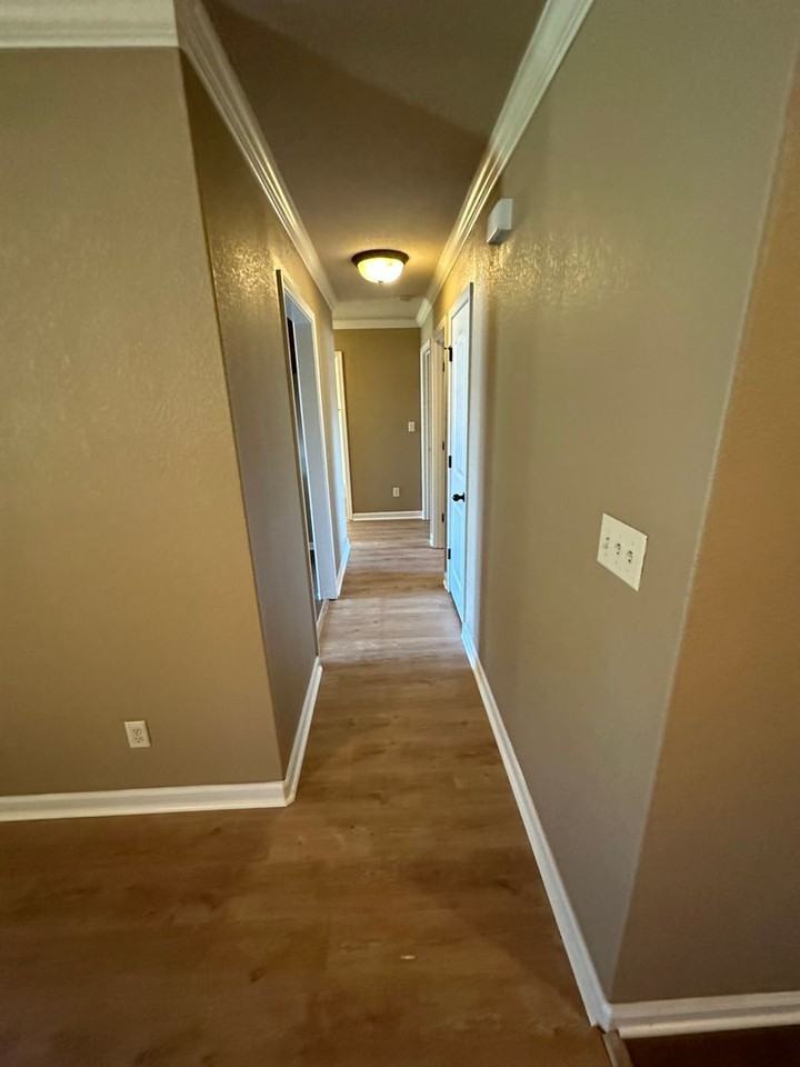 103 Sagefield Cv - Photo 3 of 13