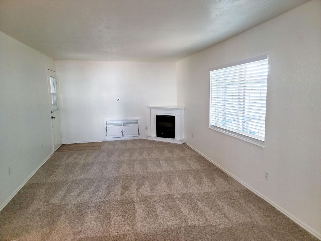 106 N 3950 W - Photo 4 of 10