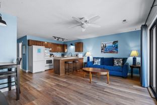 1880 Colony Dr - Photo 1 of 1