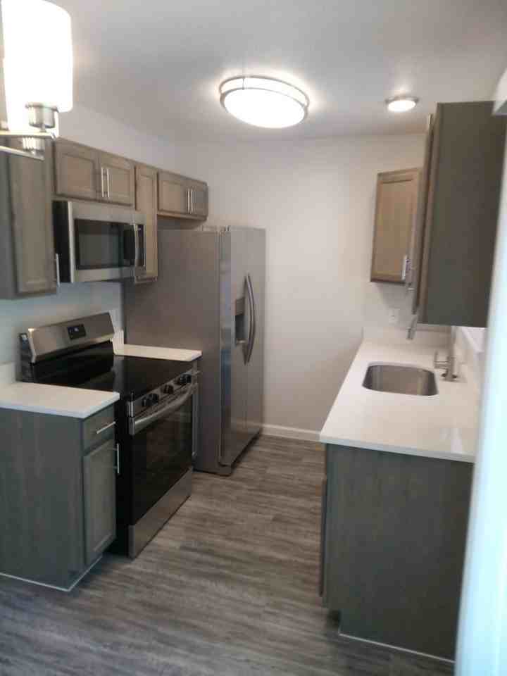 5215 Lark - Photo 3 of 11