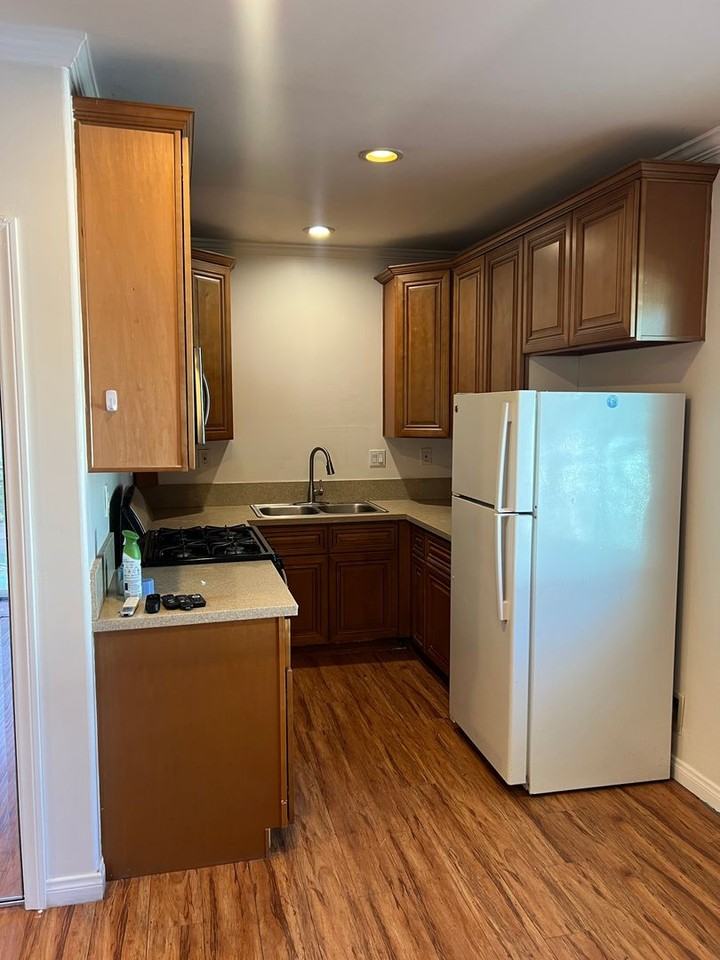 12640 Bessemer Street - Photo 2 of 5