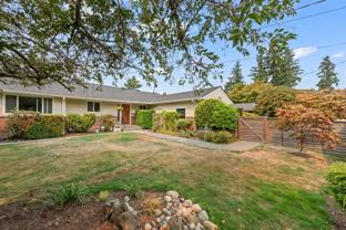 7333 46th Ave Ne - Photo 1 of 1