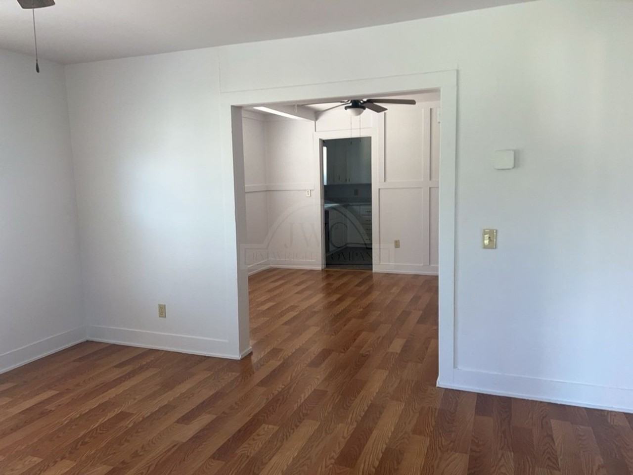 1306 Alexander St - Photo 3 of 12