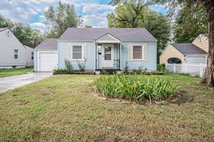 126 Sunset Dr - Photo 1 of 1