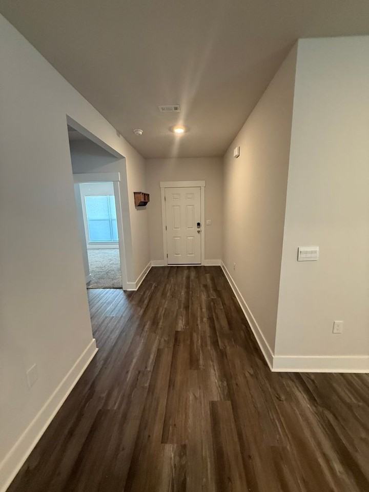 734 Quintana St - Photo 2 of 29
